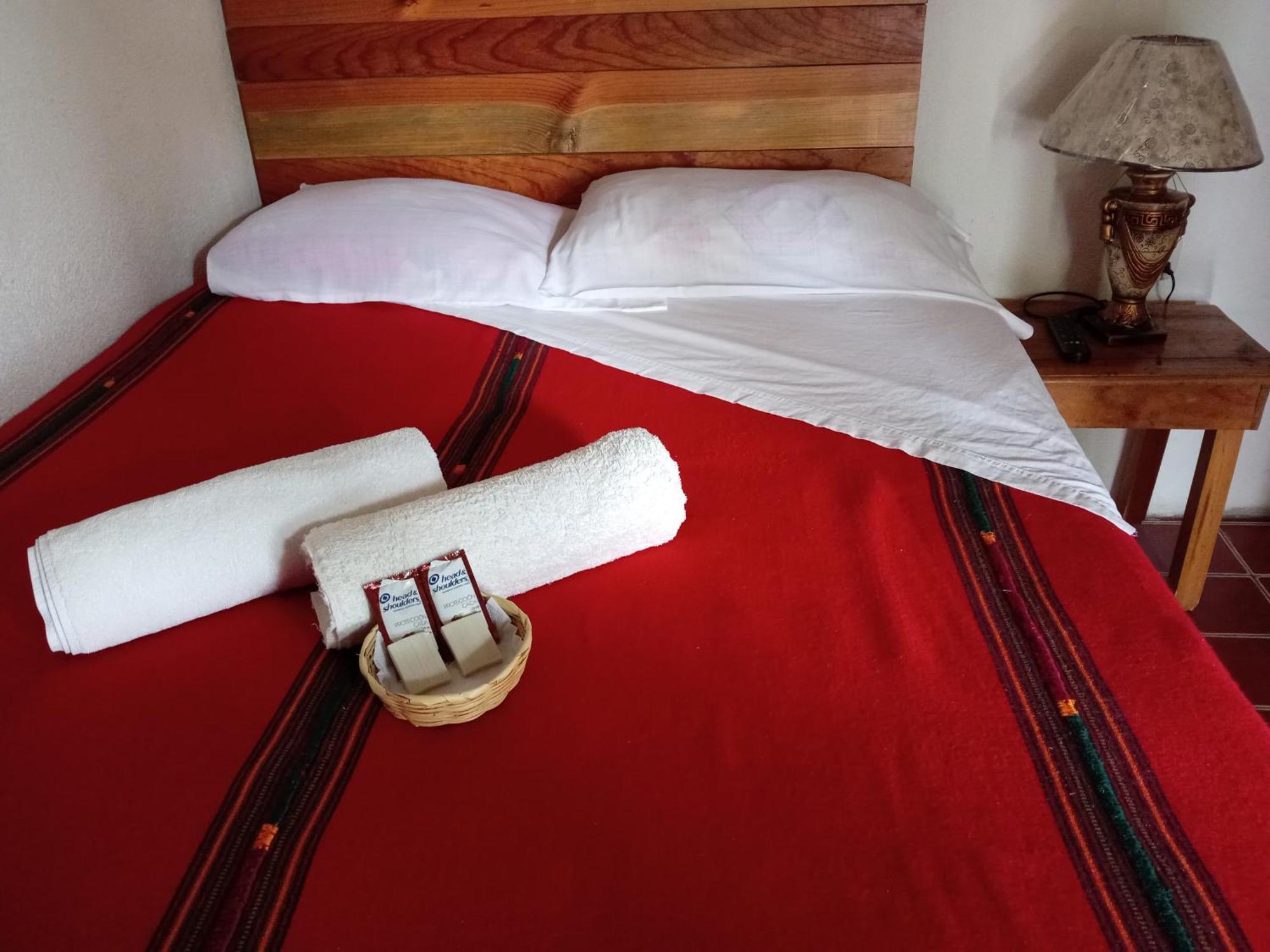 Hospedaje Eli Panajachel Εξωτερικό φωτογραφία